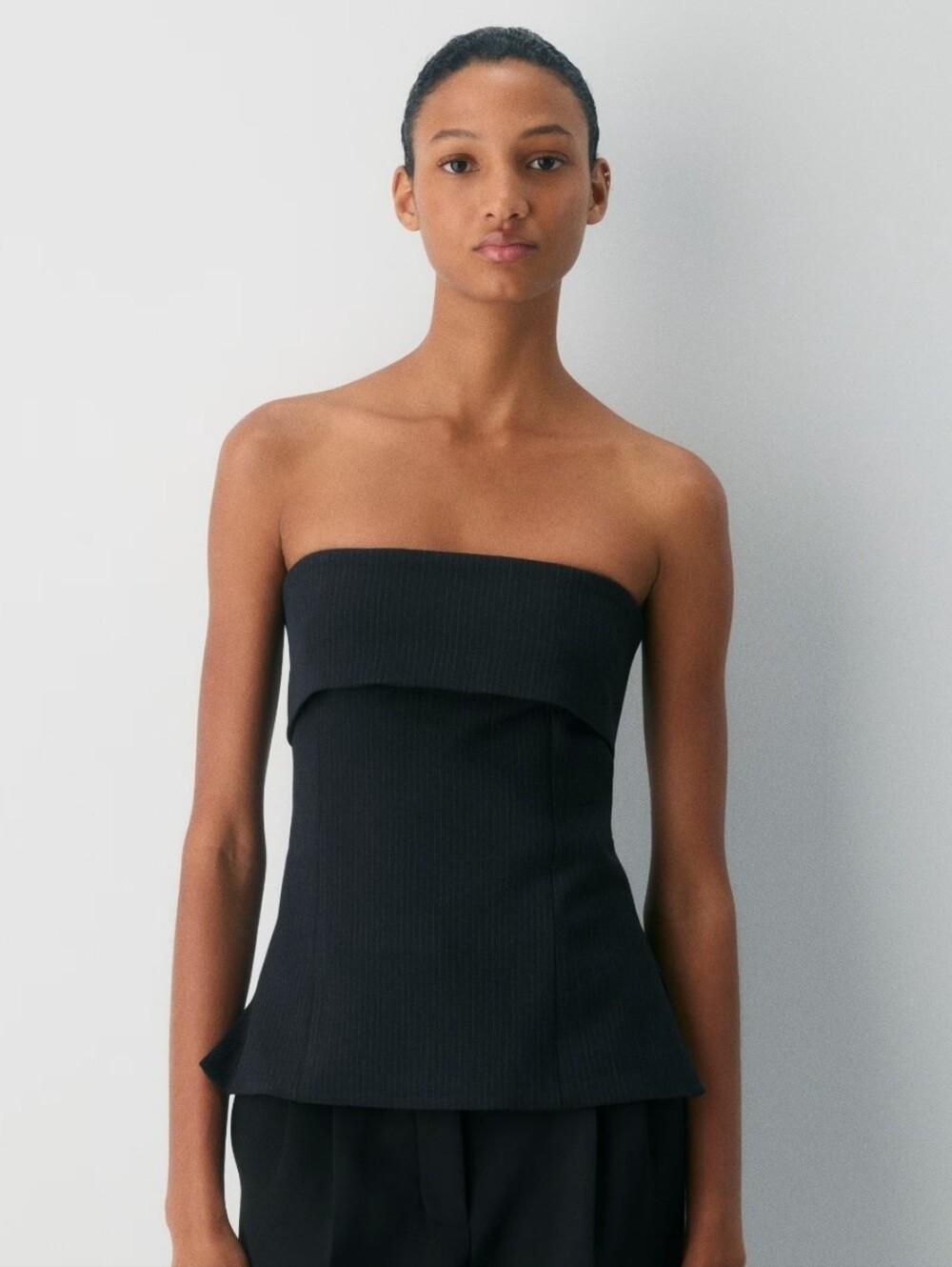 NWT Aritzia Babaton Black Strapless Peplum Top**